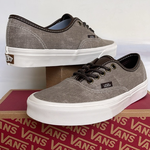 Vans Men’s Authentic
C&L Gray
VN0009PVBXC
Sneakers - Picture 7 of 16